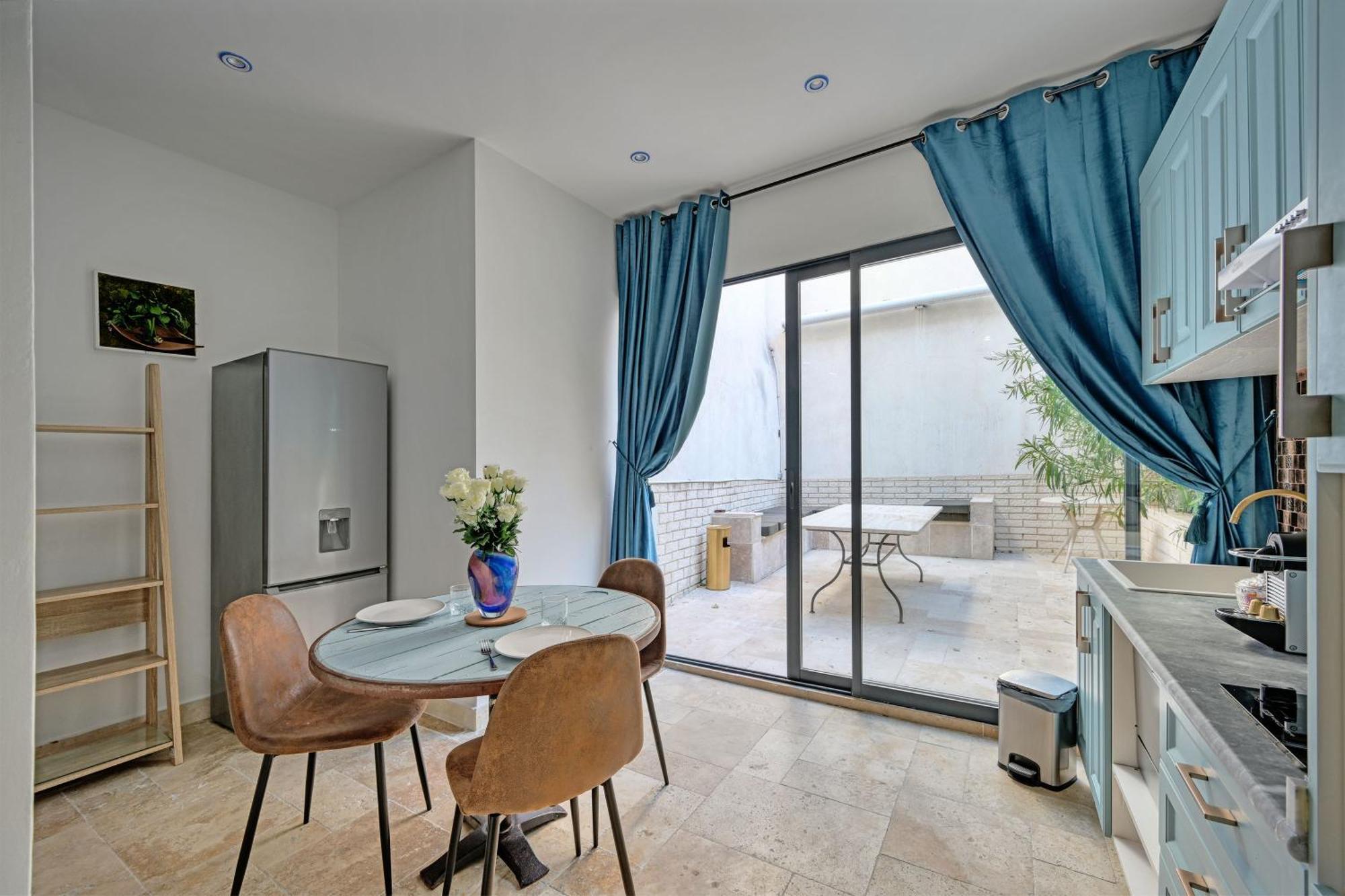 Le 185 - Charme Et Tranquillite Au Coeur D'Avignon Appartement Buitenkant foto